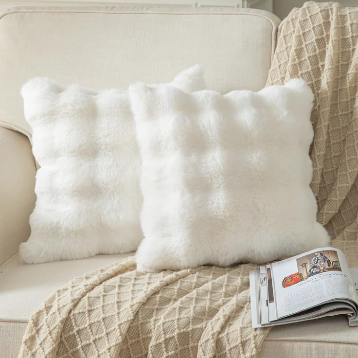 Cushions and Throws