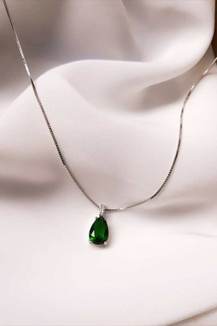 Pendant Necklaces